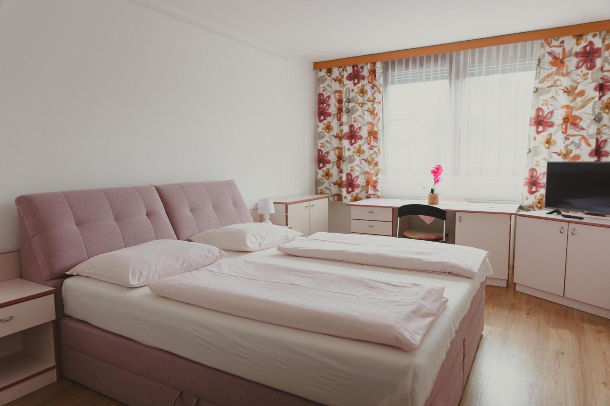 אינסברוק Sommerhotel Karwendel מראה חיצוני תמונה